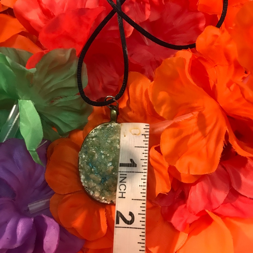 💙🤍Necklace🤍💙 - Picture 10 of 10